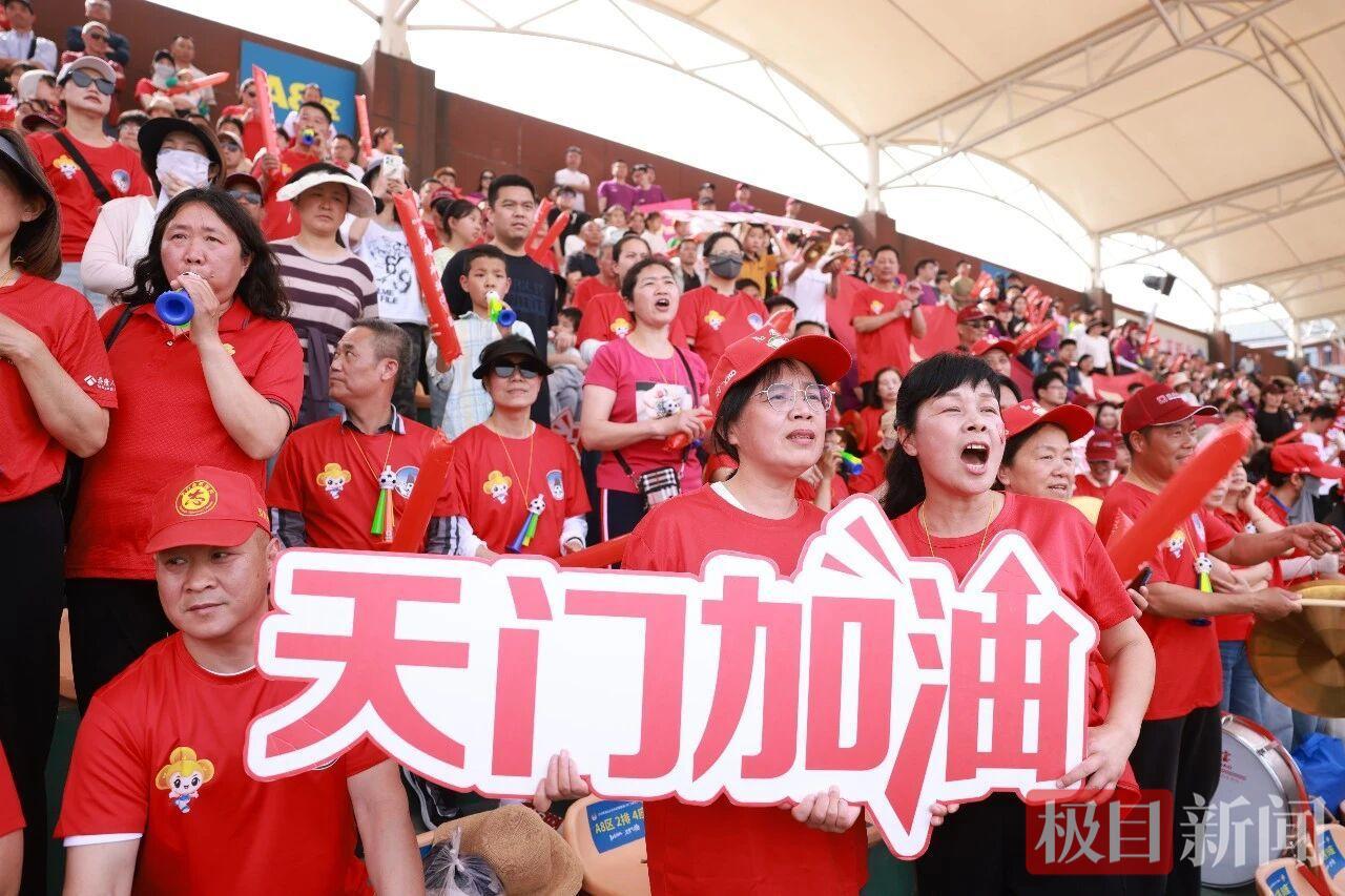 AG体育登录入口-天门队下场再战！拼到最后的你们也值得掌声与喝彩