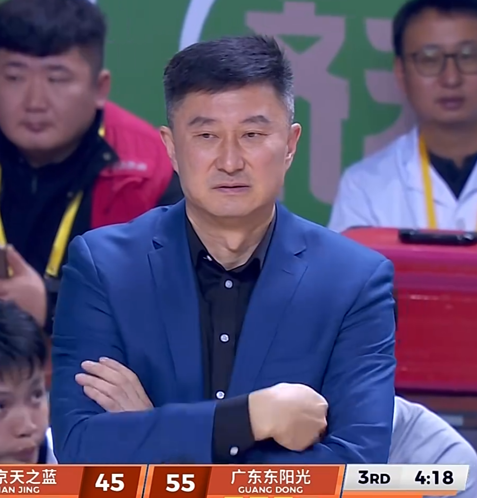 AG体育官方入口-广东迎来终局之战！杜锋接受大考，胡明轩证明自己，徐杰逆转关键